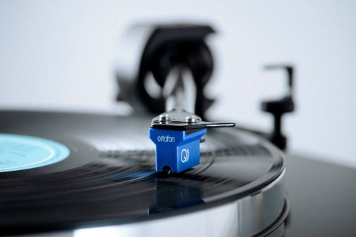 Pro-Ject X8 Evolution SP + Ortofon Quintet Blue