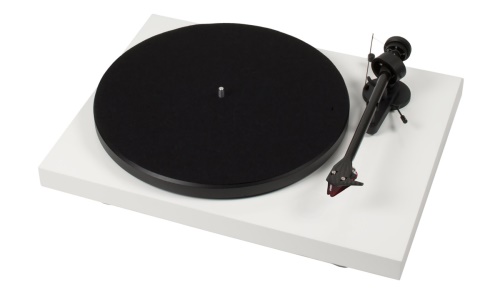 Pro-Ject Debut Carbon DC + (2M Red)