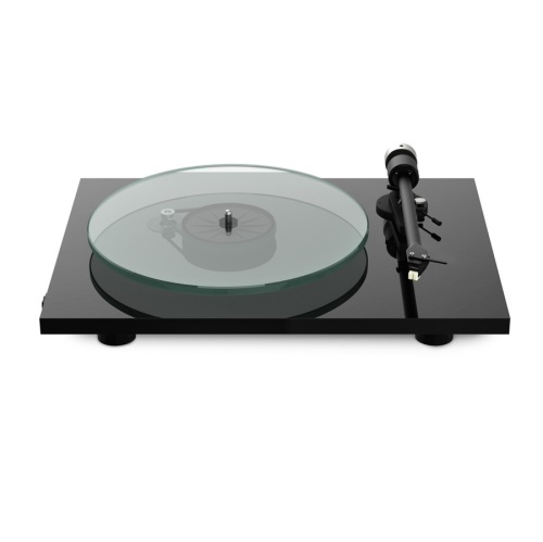 Pro-Ject T2 + (Sumiko Rainier)