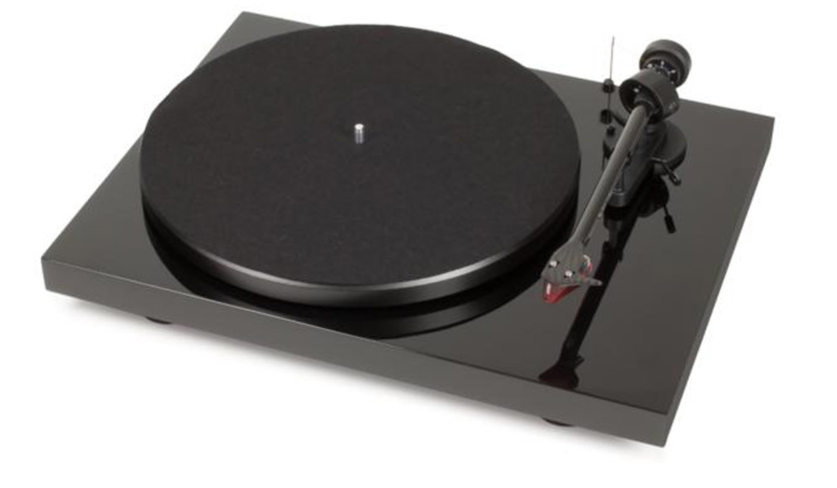 Pro-Ject Debut Carbon DC + (2M Red)