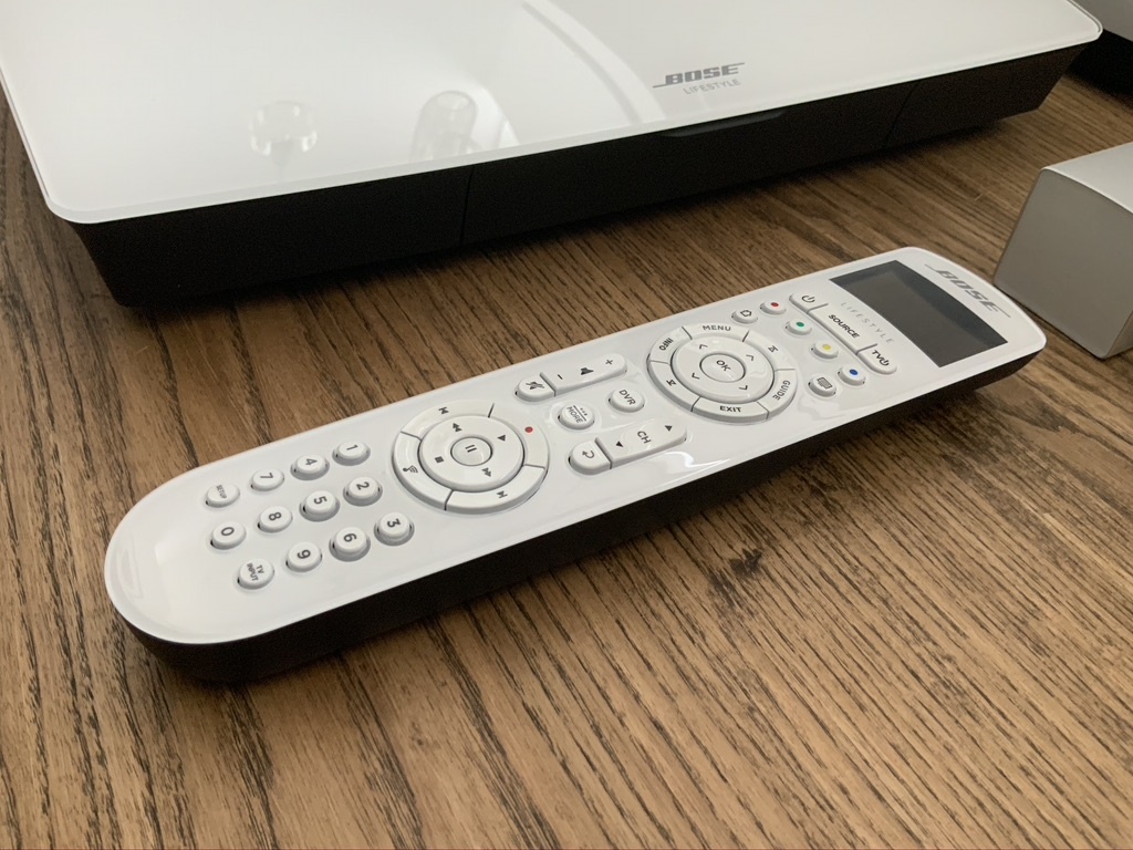 Bose Lifestyle 650 White | 3E4FC7DE-EBFB-432B-B124-594EA232BF3D_1_105_c.jpeg