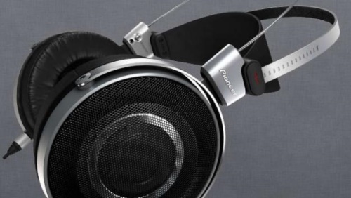 Pioneer SE-MASTER1