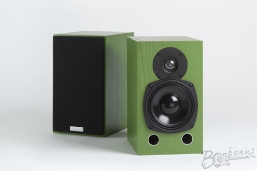 Xavian Bonbonus + Onkyo TX-8020 + Onkyo C-7030