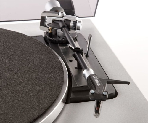 Thorens TD 240-2 + (Audiotechnika AT-VM95E)