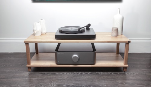 Cambridge Audio Alva TT Pro-Ject Dřevěná strana DS2 – ořech – termín stále zjišťujeme s továrnou – jakmile bude k dispozici, budu vás informovat!2