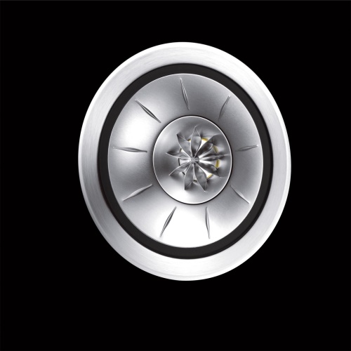 KEF R900