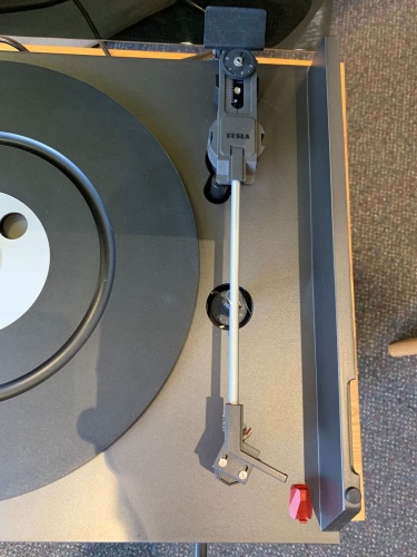 Gramofon Tesla NC 470 
