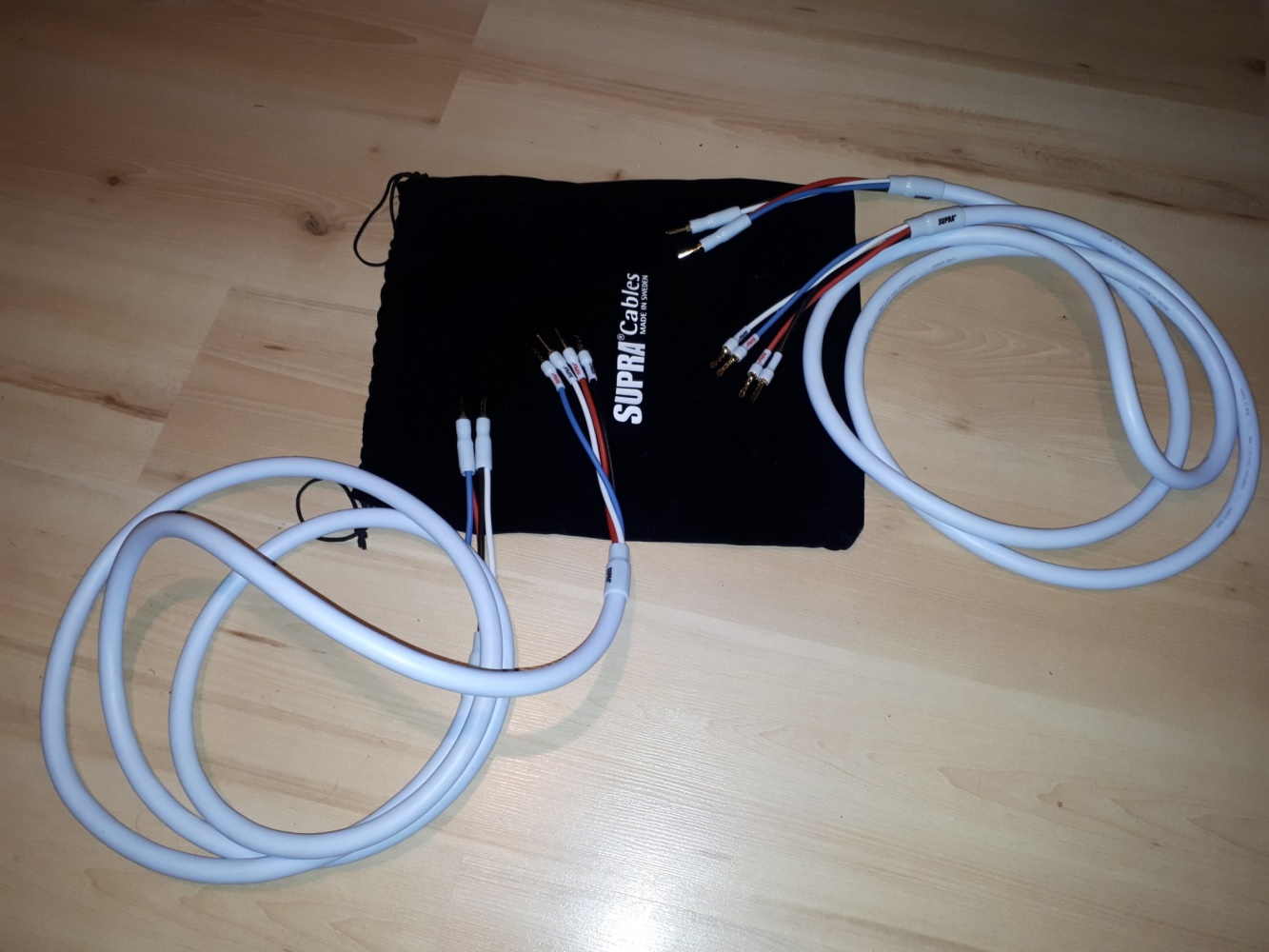 Set kabelů Supra Quadrax bi-amp 2x 3m | 01.jpg